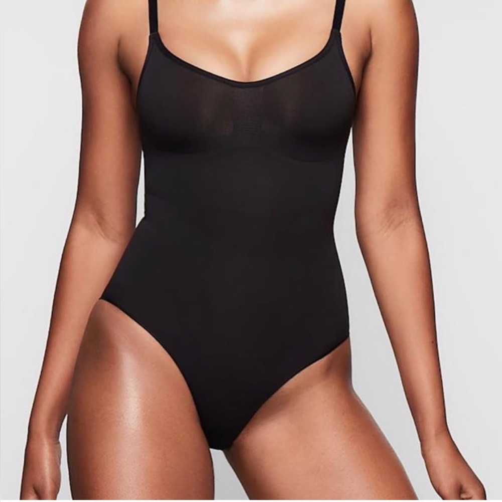Discontinued SKIMS Sculpting Bodysuit W. Snaps size XXS/XS